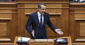 mitsotakis-gia-mi-kratika-aei-riziki-tomi-stin-elliniki-ekpaidefsi-enischyoume-kai-to-dimosio-panepistimiopride