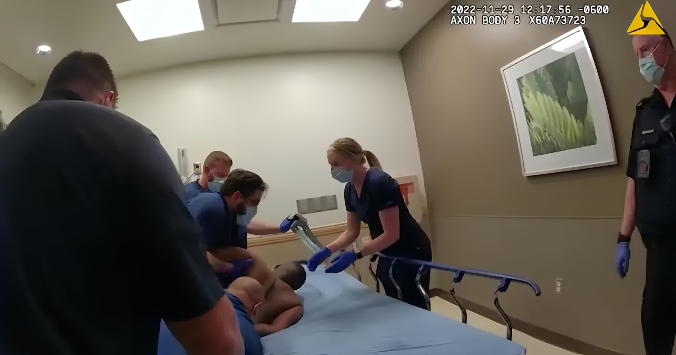 Tο βίντεο αποδεικνύει ότι Νοτς ήταν σε καλή φυσική κατάσταση, μέχρι που οι αστυνομικοί «περιόρισαν την ικανότητά του να αναπνέει»