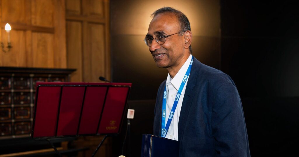 Ο βραβευμένος με Νόμπελ μοριακός βιολόγος Venki Ramakrishnan ξεσκονίζει τις έρευνες για να αποκαλύψει τις φιλόδοξες θεωρίες της μακροζωίας