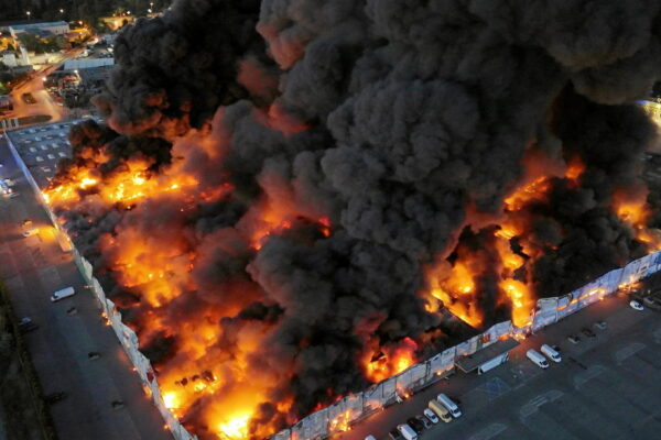 Οι πολωνικές αρχές δήλωσαν ότι η Ρωσία φαίνεται να βρίσκεται πίσω από μεγάλη πυρκαγιά που κατέκαψε εμπορικό κέντρο στη Βαρσοβία τον Μάρτιο