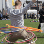 hula-hooping_man