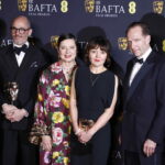 kalyteri-tainia-to-konklavio-kai-4-vraveia-gia-to-the-brutalist-sta-fetina-bafta