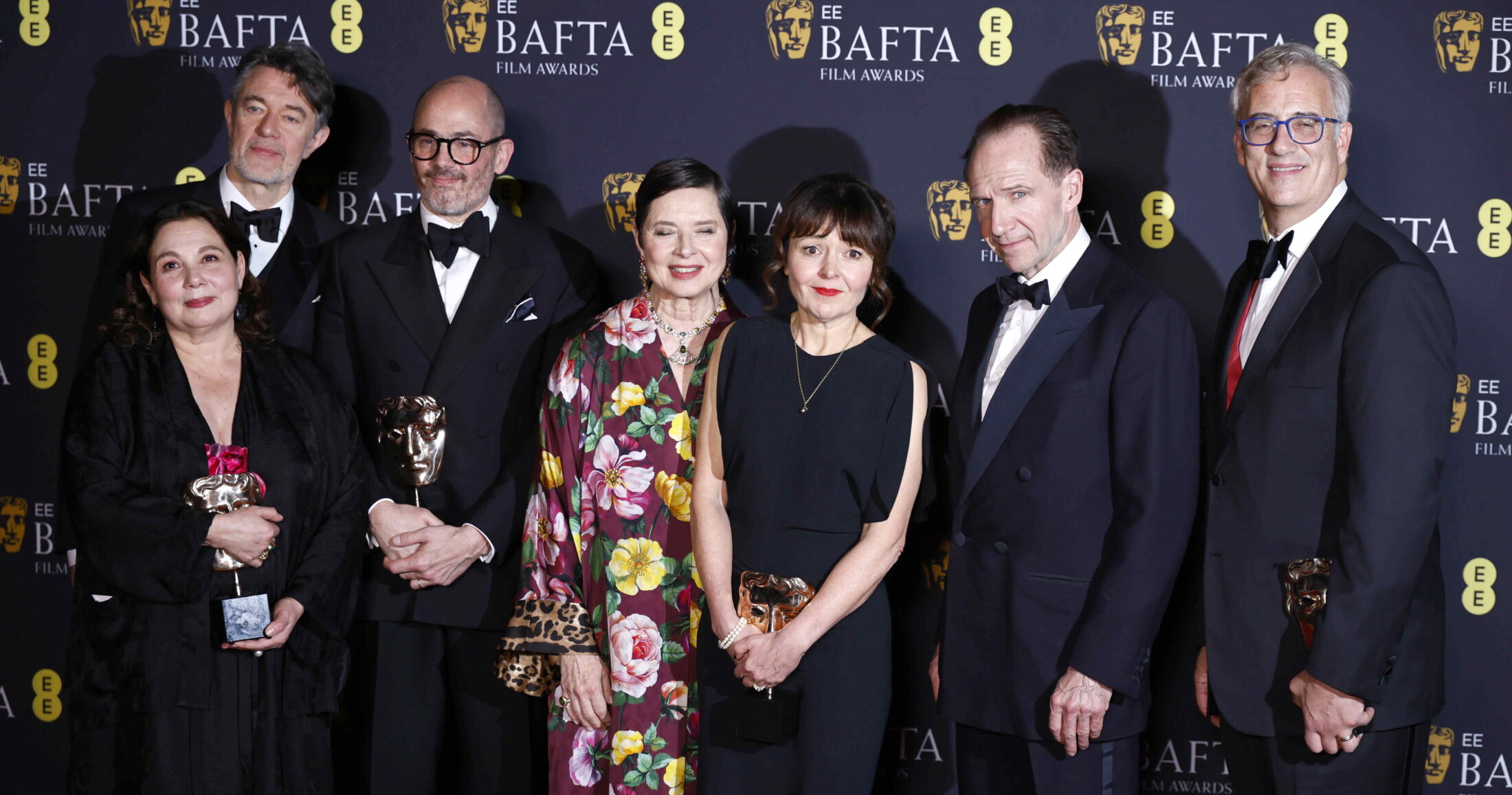 kalyteri-tainia-to-konklavio-kai-4-vraveia-gia-to-the-brutalist-sta-fetina-bafta